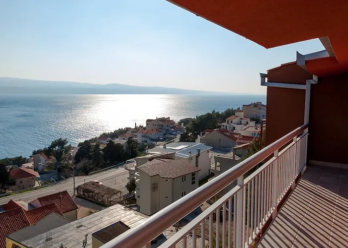 Apartman Toni Omis